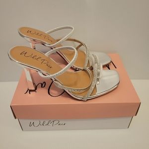 Wild Pair silver/bling heels size 9